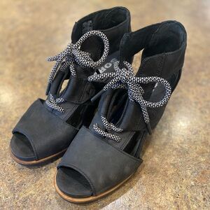 Black Sorel Joanie II Lace up wedge